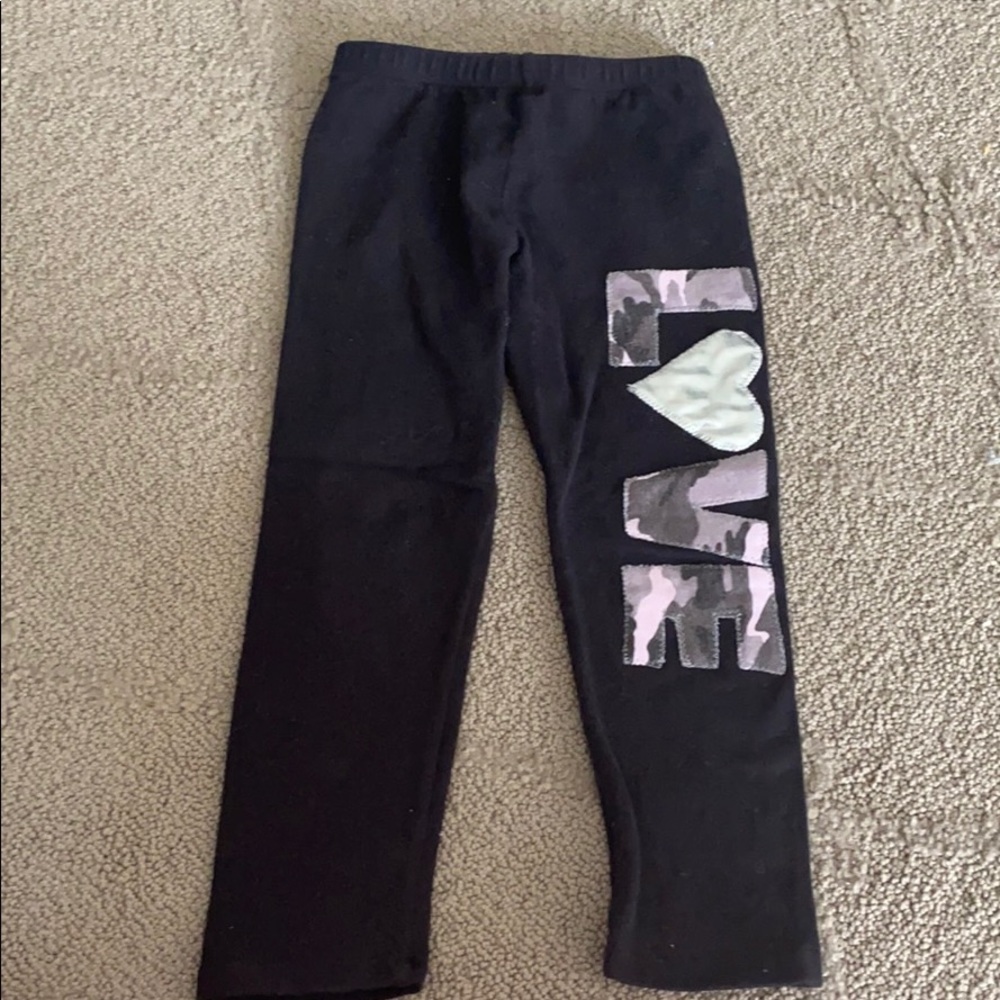 Random Hearts Blk L💗VE Leggings 4T